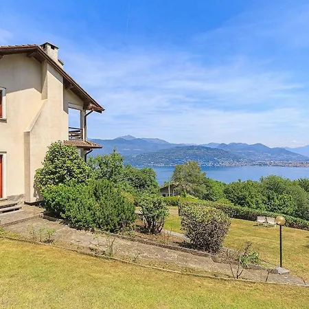 Prázdninový dům Private & Great Lakeview! - Due Riviere Someraro